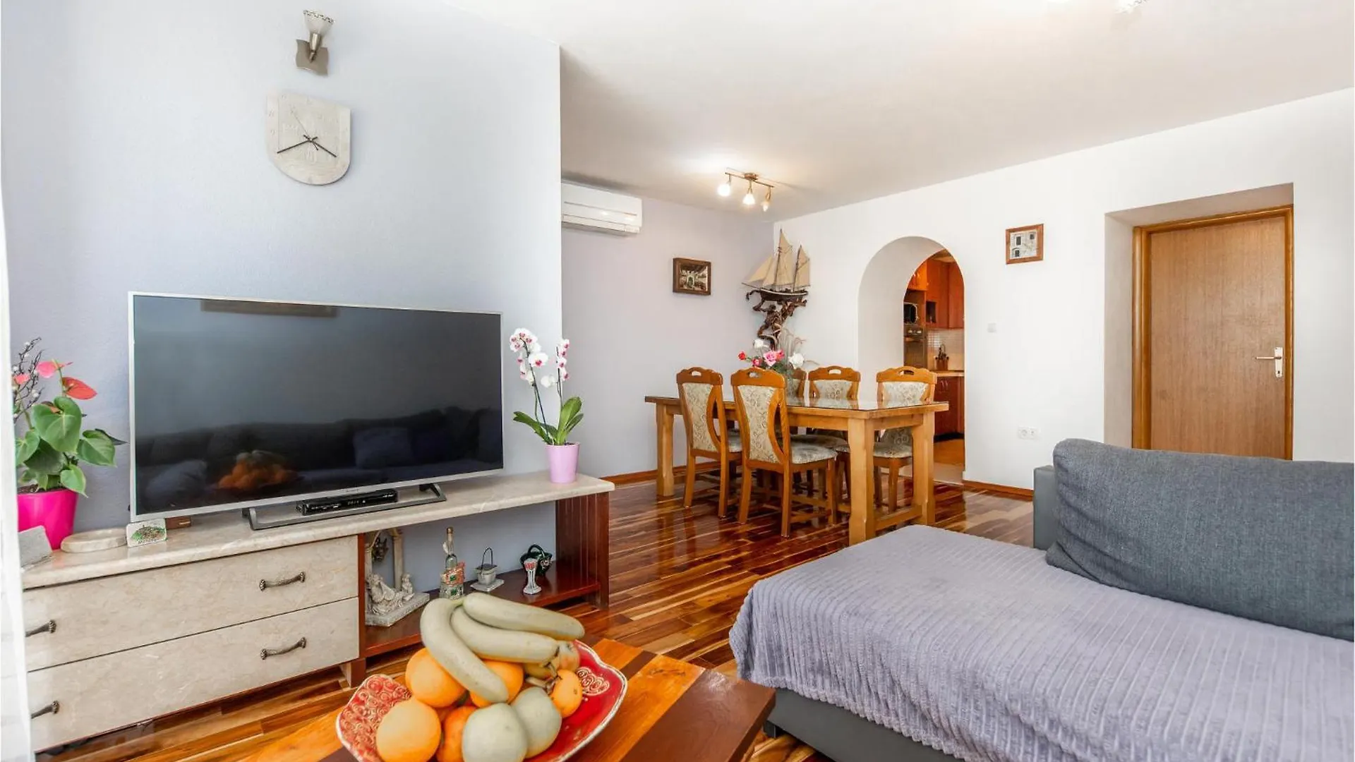 Awesome Home In Seget Donji With House Sea View Trogir 0*,  Croatia