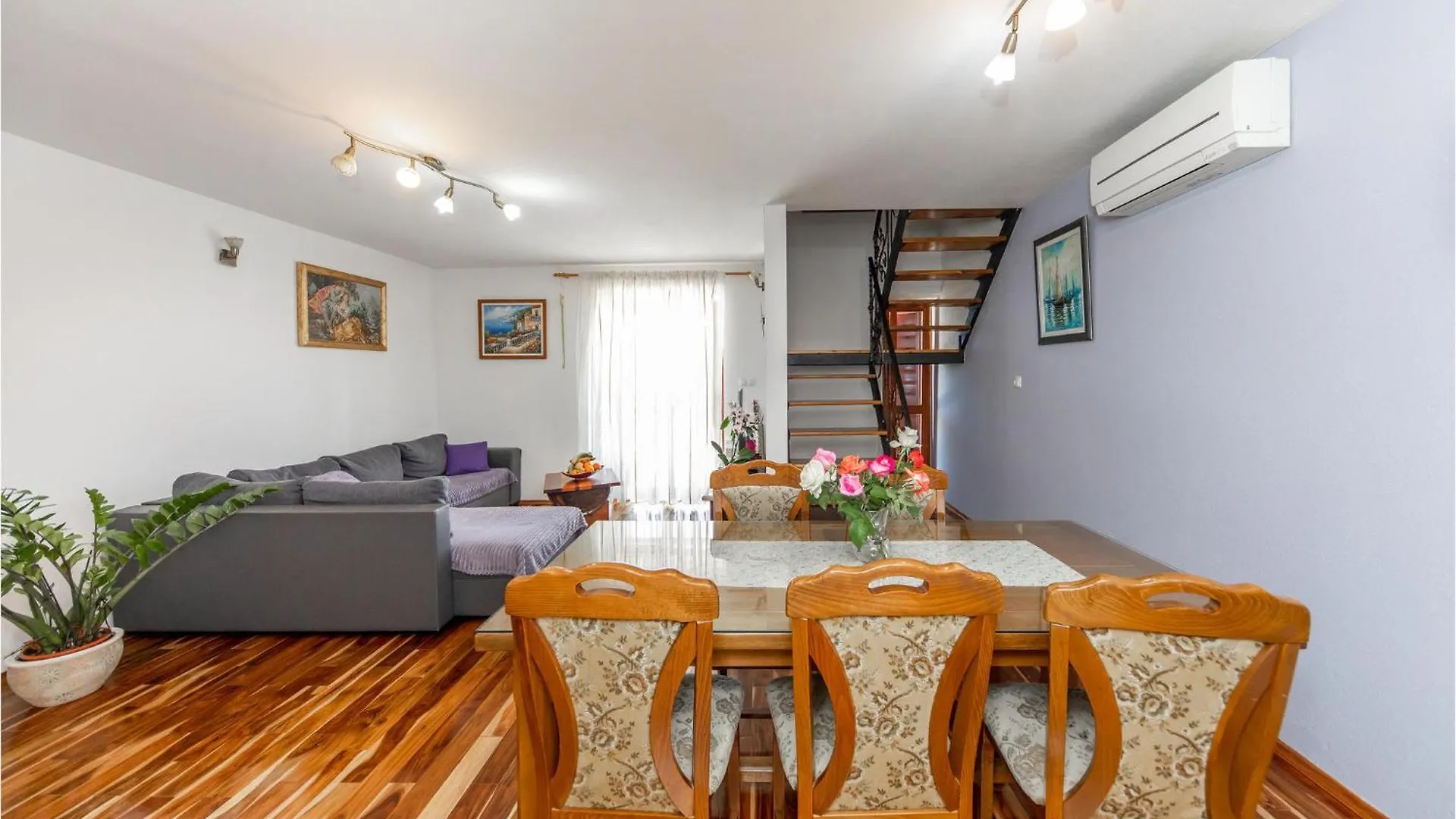 Awesome Home In Seget Donji With House Sea View Trogir