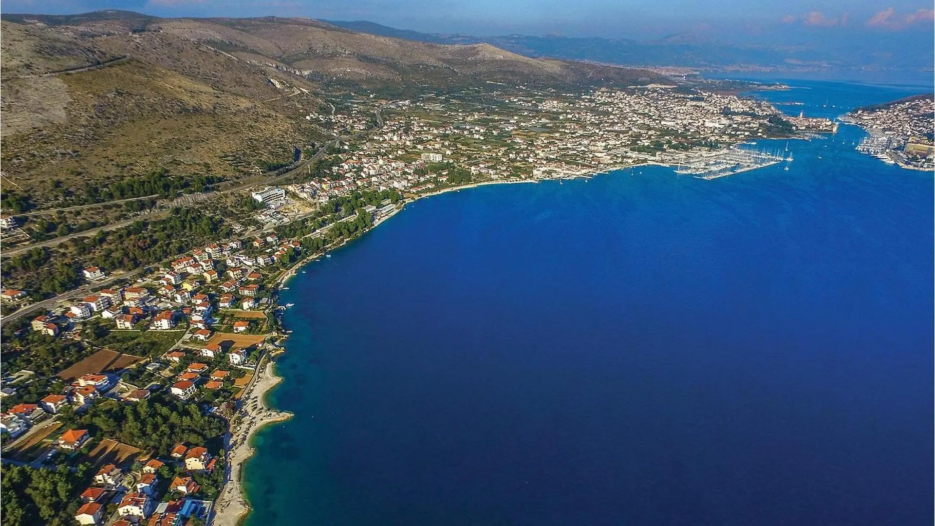 Awesome Home In Seget Donji With House Sea View Trogir Holiday home