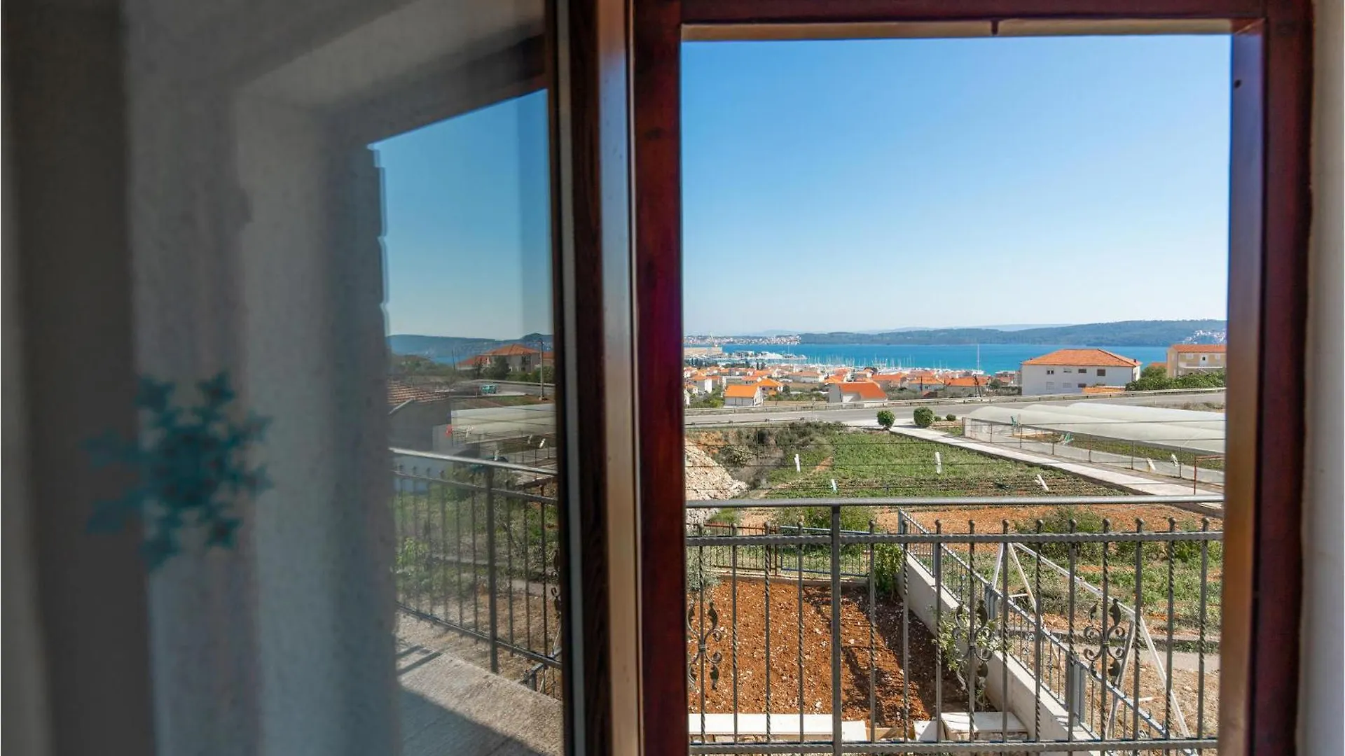 Awesome Home In Seget Donji With House Sea View Trogir